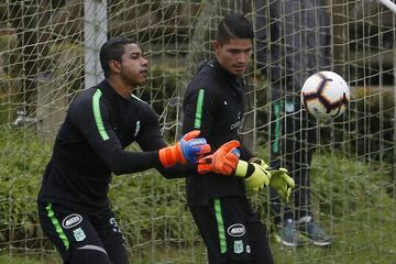 Atlético Nacional enfrenta a Fluminense en el Atanasio Girardot con la esperanza de remontar el 4 a 1 en contra que sufrió en el Maracaná en el juego de ida.