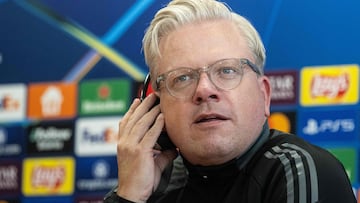 Sparta Prague?s Danish head coach Lars Friis attends a press conference in Prague, on November 25, 2024, on the eve of their UEFA Champions League football match against Atletico Madrid. (Photo by Michal Cizek / AFP)