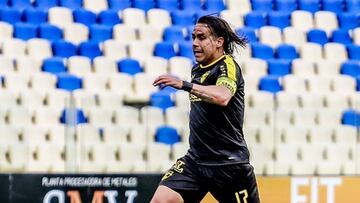 "Me echan la talla de que el Vial va a jugar con Colo Colo en la B"