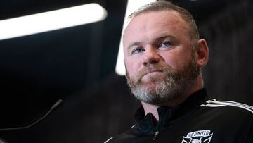 Wayne Rooney se plantea un combate de boxeo en Old Trafford