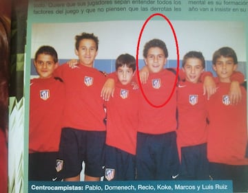 En la cantera del Atlético de Madrid ha llegado a compartir vestuario con otros jugadores del primer equipo como De Gea, Keko o Cedric.