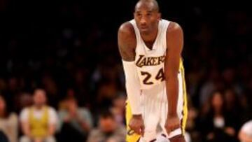 Kobe Bryant pierde el toque