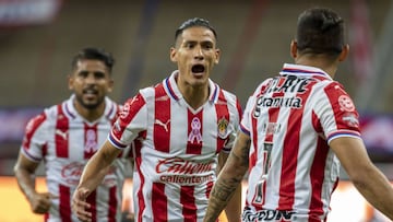 Los Clásicos se ganan y punto. No hay más. Sin importar cómo lleguen. Sin importar quién sea favorito. Se ganan. Fin de la historia. Chivas lo ha entendido.