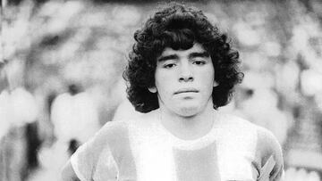 Maradona, en su debut ante Hungr&iacute;a con la selecci&oacute;n.