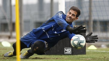 Dani Hern&aacute;ndez, portero del Tenerife.