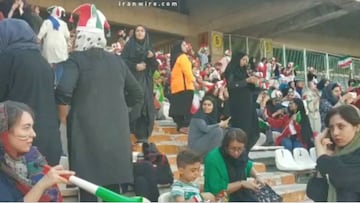 Así ha colocado Irán a sus mujeres en el primer partido al que podían ir