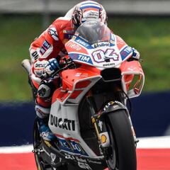 Dovizioso cumple como favorito y Lorenzo va llegando