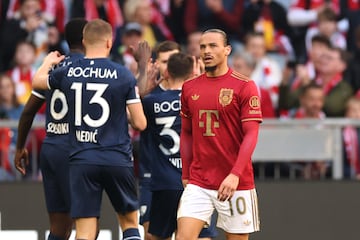 El delantero alem¨¢n del Bayern ha tenido un a?o muy irregular en su participaci¨®n con el equipo b¨¢varo. Este a?o ha jugado menos minutos de los que suele tener y en la bajada de valor tambi¨¦n influye el hecho de que termina contrato esta temporada con el club muniqu¨¦s.
