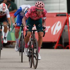Urán entra en un club selecto