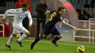 El jugador del filial azulgrana ha sido intervenido "satisfactoriamente" de su lesión de rodilla y estará de baja siete meses.