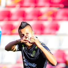 Se estrena el “Piojo” Alvarado con Chivas