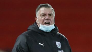 Allardyce calls for Premier League halt after rise in cases