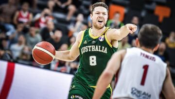 Australia también se estrena asustando: Dellavedova lidera