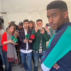 Júnior defiende a Setién: "No creo que menosprecie a nadie"