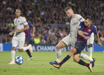 2-0. Jordi Alba marc¨® el segundo gol.