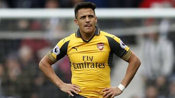 Arsenal vende insólito artículo ocupado por Alexis Sánchez