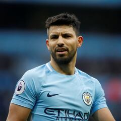 El Kun Agüero, en Uruguay para el debut de Suárez con Nacional
