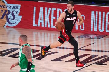 Una lesión le tuvo prácticamente sin jugar la temporada pasada. En verano los Heat intentaron incluirle en varios traspasos, pero nadie le quería. Había miedo a las secuelas físicas a sus 33 años (ahora ya 34). NI siquiera fue titular en temporada regular, pero su experiencia y, ante todo, su calidad, han hecho de él un titular y uno de los mejores jugadores de la burbuja. Sus últimos cuartos durante los playoffs empiezan a ser de obligado seguimiento. Él mismo aseguró que estaba otra vez como cuando ganó el Eurobasket en 2017 siendo MVP. Uno de los mejores jugadores europeos de su generación puede coronarse en la cima del baloncesto mundial.