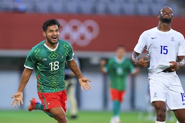 México inició con el pie derecho en el fútbol varonil derrotando a la selección francesa con marcador de cuatro goles a uno.