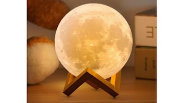 Lámpara led de la Luna de regalo para el Día de la Madre 2024 en Amazon