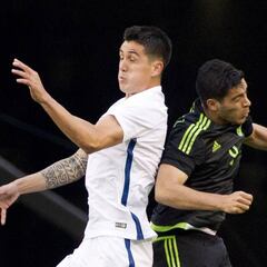 Enzo Roco podría ser titular en el debut frente a Argentina