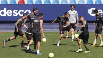 11/05/22  ENTRENAMIENTO DEL LEVANTE UD 
 GRUPO