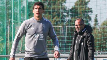 El t¨¢ndem Garrido-Jose Mari, vital para el C¨¢diz de ?lvaro Cervera