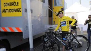 Froome ha pasado durante el Tour 19 controles antidopaje