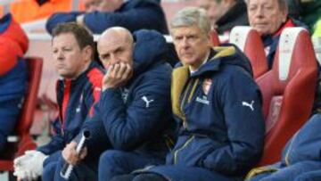 Wenger, en el banquillo del Arsenal.