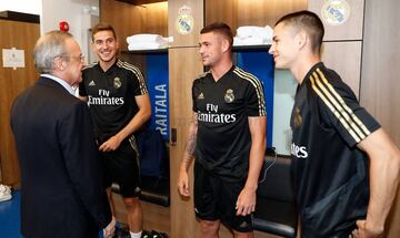 Florentino Pérez en el centro de entrenamiento de Montreal