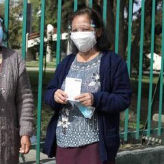 Vacunación adultos 63-64 años: cómo saber la fecha, hora y lugar de mi cita y requisitos