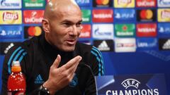 DORTMUND, GERMANY - SEPTEMBER 25:  Head coach Zinedine Zidane attends a Real Madrid press conference ahead of their UEFA Champions League Group H match against Borussia Dortmund at Signal Iduna Park on September 25, 2017 in Dortmund, Germany.  (Photo by Alex Grimm/Getty Images)