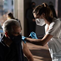 Vacunación México: ¿cuándo se aplicará refuerzo a maestros y personal de salud?