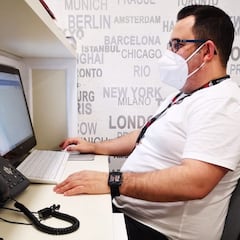 “Hemos llamado a la policía porque los jóvenes acaban las fiestas en nuestros hostales”