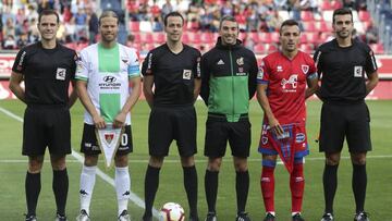 Partido disputado entre Numancia y Extremadura.