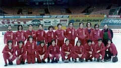 La Selección española de hockey hielo que jugó el Mundial de 1977.