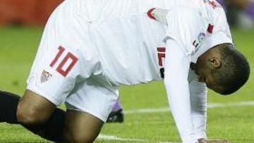 Luis Fabiano, con un esguince en el tobillo, estará entre dos y tres semanas de baja