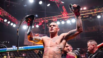 LAS VEGAS, NEVADA - APRIL 13: Alex Pereira of Brazil reacts to defeating Jamahal Hill in their light heavyweight championship fight at T-Mobile Arena on April 13, 2024 in Las Vegas, Nevada.   Carmen Mandato/Getty Images/AFP (Photo by Carmen Mandato / GETTY IMAGES NORTH AMERICA / Getty Images via AFP)