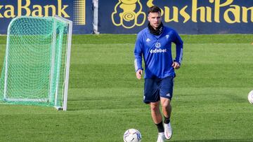 &Aacute;lvaro Gim&eacute;nez, en un entrenamiento con el C&aacute;diz.