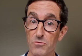 Jorge García, médico: “El estresor del frío genera un pico de dopamina que puede alegrarnos los días tristes del invierno”