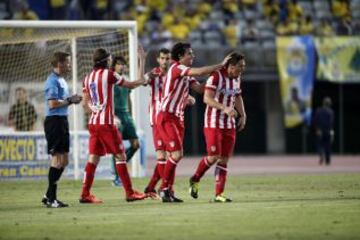 Alegría de los jugadores del Atlético de Madrid después del gol de Cebolla Rodríguez