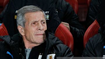 Oscar Tabarez head coach of Uruguay during the International Friendly match between Brazil and Uruguay on November 16, 2018 in London, United Kingdom. (Photo by Johnny Fidelin/Icon Sport via Getty Images)