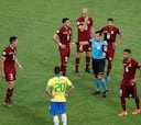 El VAR anuló dos goles a Brasil