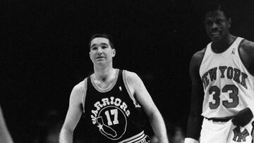 Cinco veces All Star y miembro del Dream Team, Mullin no fue solo una estrella de la NBA, también un tirador excepcional que superó seis veces el 40% en triples y rozó el 94% en tiros libres en la 1997-98. Esa misma temporada anotó la friolera de 107 trip