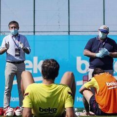 El primer equipo y el filial del Barça, en contra del 'tijeretazo' salarial propuesto por el club