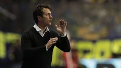 Barros Schelotto busca la reacción con cambios