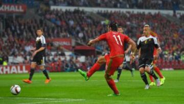 1-0. Gareth Bale marcó el primer tanto.