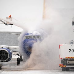 Así puedes reclamar el dinero de tu billete de avión si el vuelo se ha cancelado por la tormenta de invierno en USA