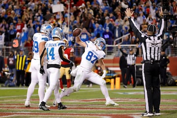 Dec 30, 2024; Santa Clara, California, USA; Detroit Lions tight end Sam LaPorta (87) spikes the ball after a touchdown against the San Francisco 49ers during the third quarter at Levi's Stadium. 