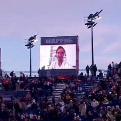 Irrumpe por sorpresa Nadal en las pantallas del Godó para dejar casi llorando al homenajeado